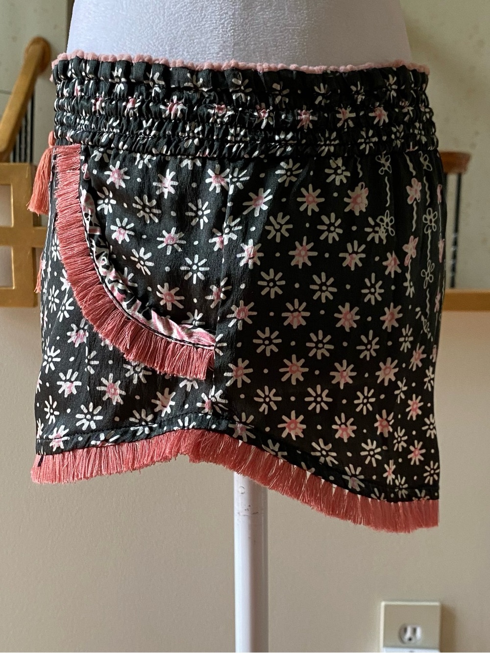 Poupette St. Barth Lulu Silk Boxer Shorts sz 1 XS black pink Daisy fringe - Picture 5 of 13